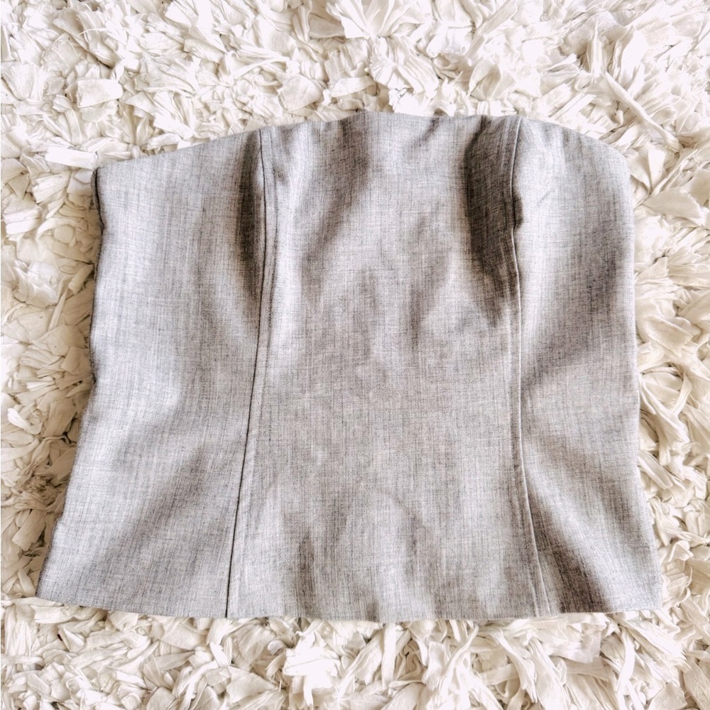 Abercrombie & Fitch Tailored Tube Top Size Medium - Picture 6 of 11